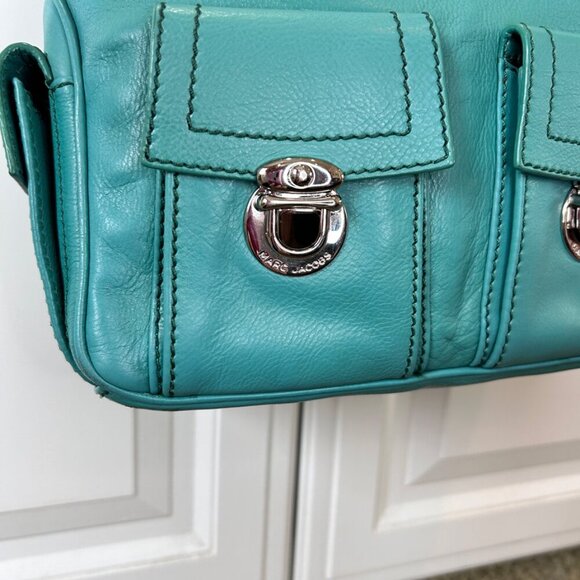 Classic Marc Jacobs Blake Multi-Pocket Hobo Bag in Teal with Silver Hardware - Picture 13 of 16